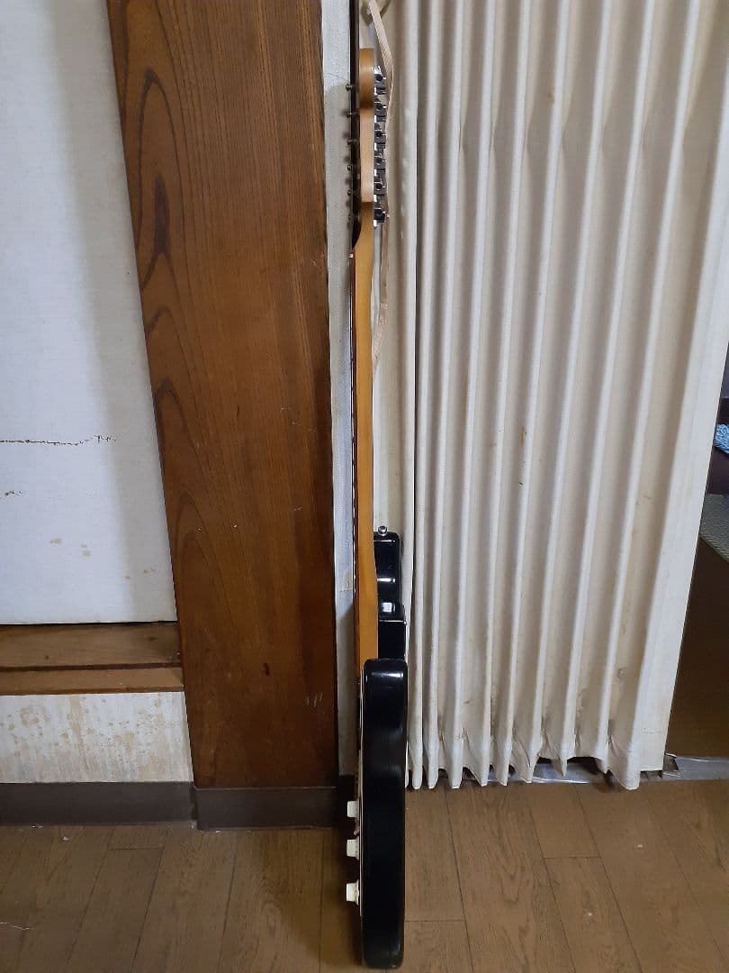 Fender Stratocaster フェンダー エレキギター