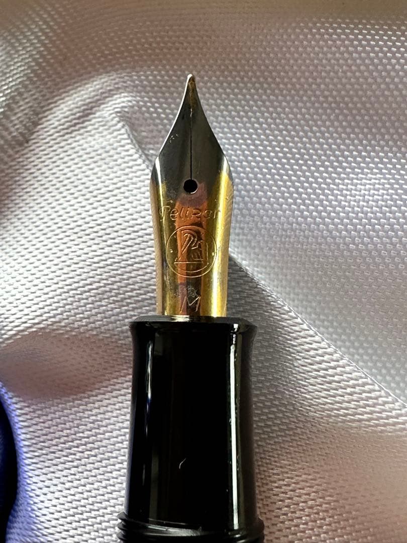 ペリカン　万年筆　GV300