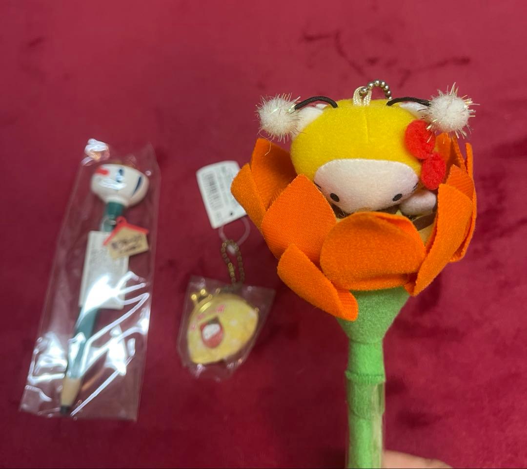 激レア·タグ付き☆ハローキティ 花 妖精 キーホルダー ペン 3体セット