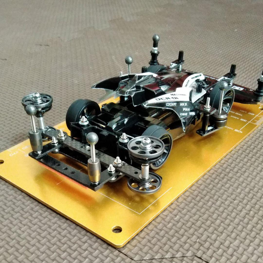 ミニ四駆　アバンテMK3 　Black&White