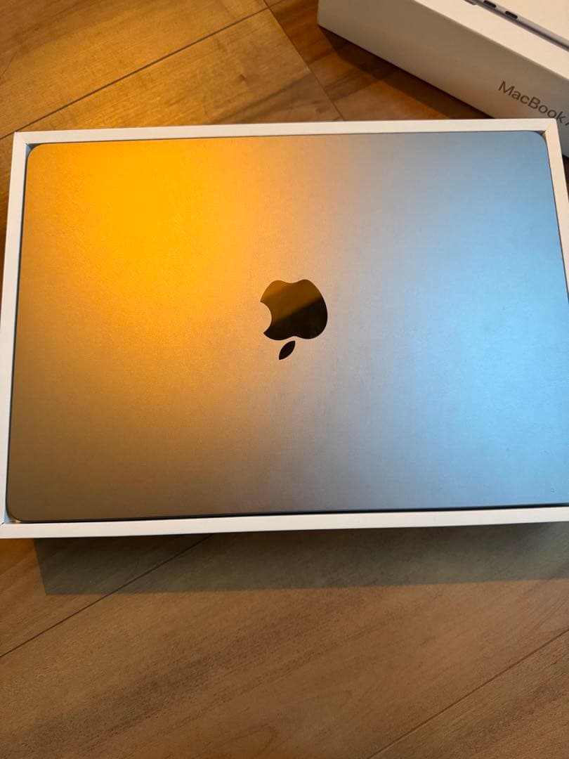 MacBook Air M2 13.6インチ　スペースグレー　8G 256GB