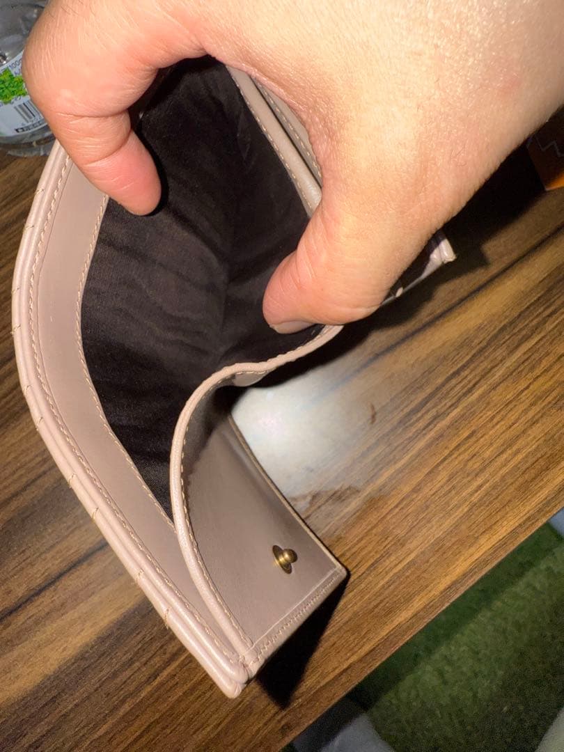 ま*ん様 GUUCI　グッチ GG マーモント 2つ折り財布 598629 53