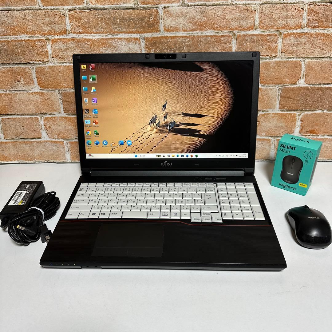 美品　富士通ノート PC Core i7 SSD500GB Windows11