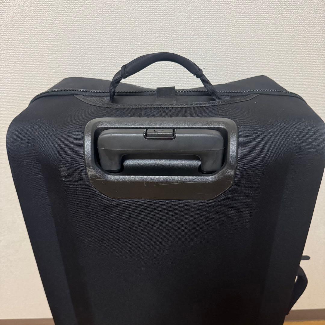ナイキ スーツケース