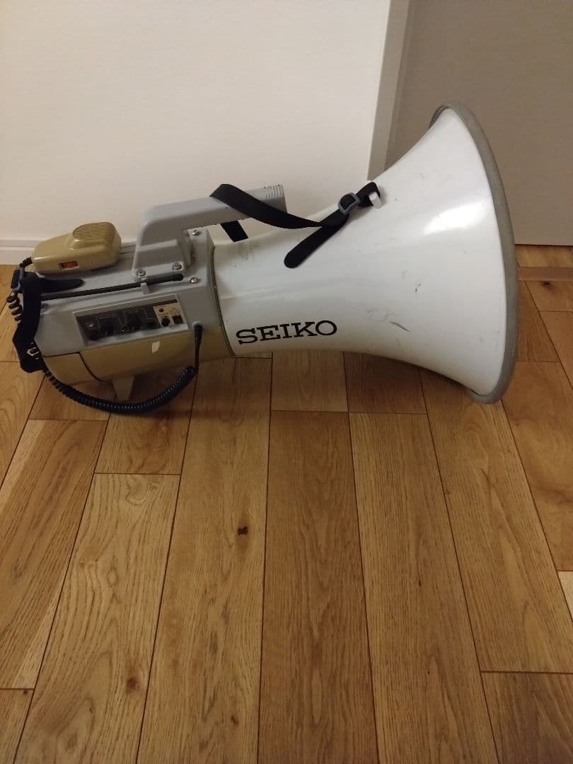 拡声器 ホワイト　ジャンク品