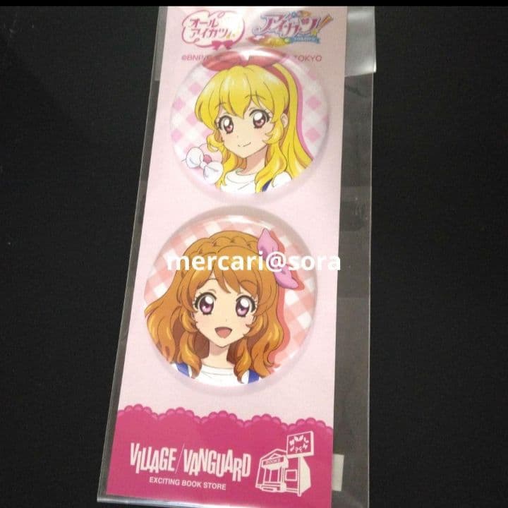 アイカツ　ヴィレッジヴァンガード　コラボ　缶バッジ　星宮いちご　大空あかり