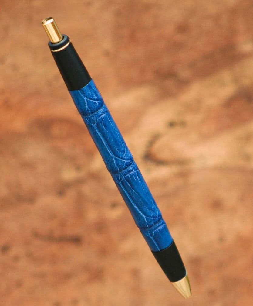 【新品未開封】シックザール 夏限定 革軸ペン【クロコダイル 藍染 (薄藍)】