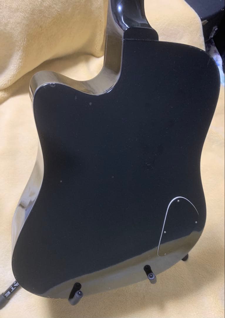 T*i様 【傷あり】K. Yairi エレアコ 型番不明 サウンドホール無し　黒