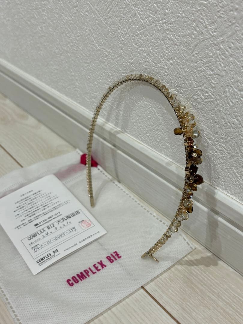 COMPLEX BIZ コンプレックスビズ 超美品 ビジューのカチューシャ