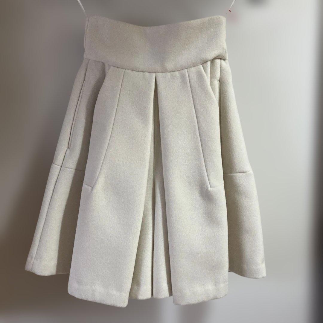 セブンテン バイ ミホカワヒト ハイウエストフレアキュロット　白　XS