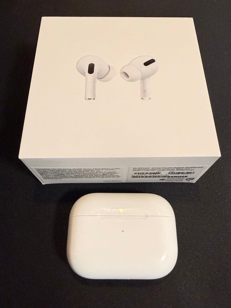 Air pods pro 第一世代 MagSafe充電対応ケース