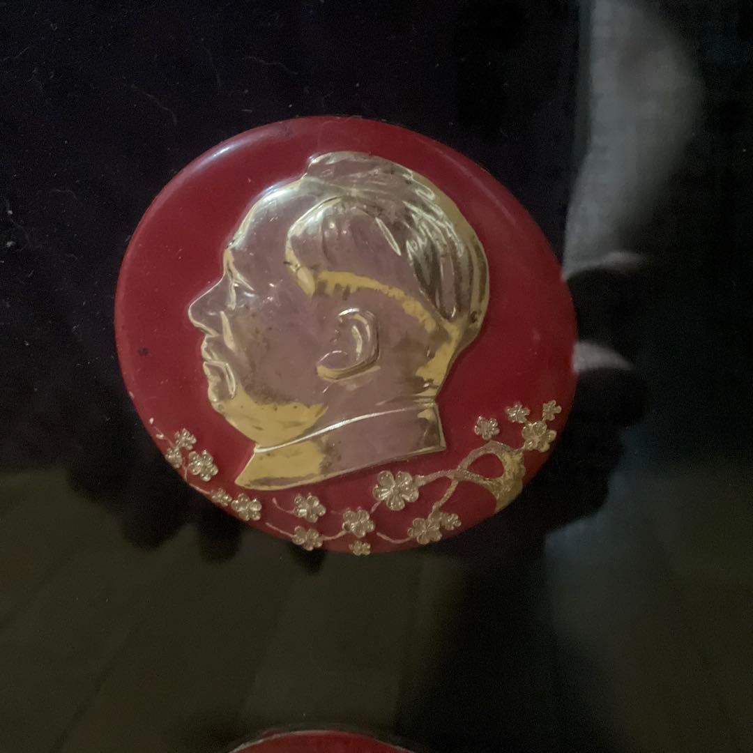 貴重！　中国　毛沢東　バッジコレクション　額装