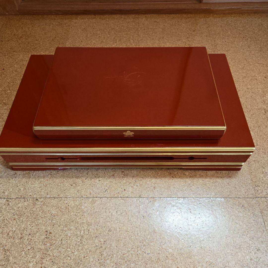 華道家元池坊　塗り花台