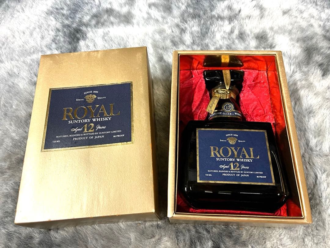 SUNTORY サントリー ウイスキー ローヤル 12年（箱付き）　古酒