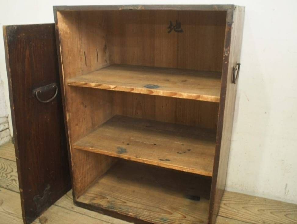 1076 アンティーク　ケンドン扉の収納棚　飾り棚　オープンラック　レトロ古家具