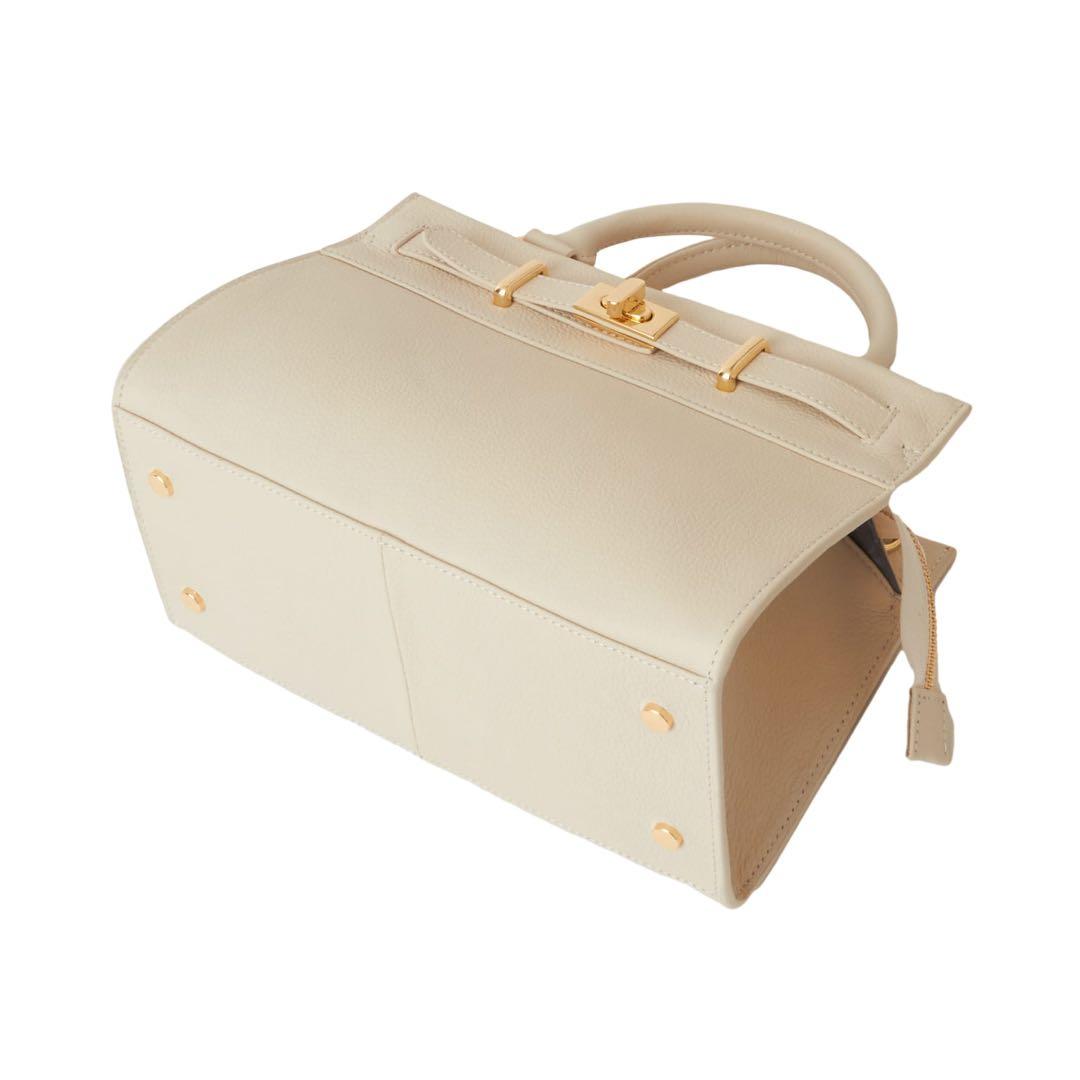 DIANA 本革ミニバッグ AS3110ライトグレースムース (406131)