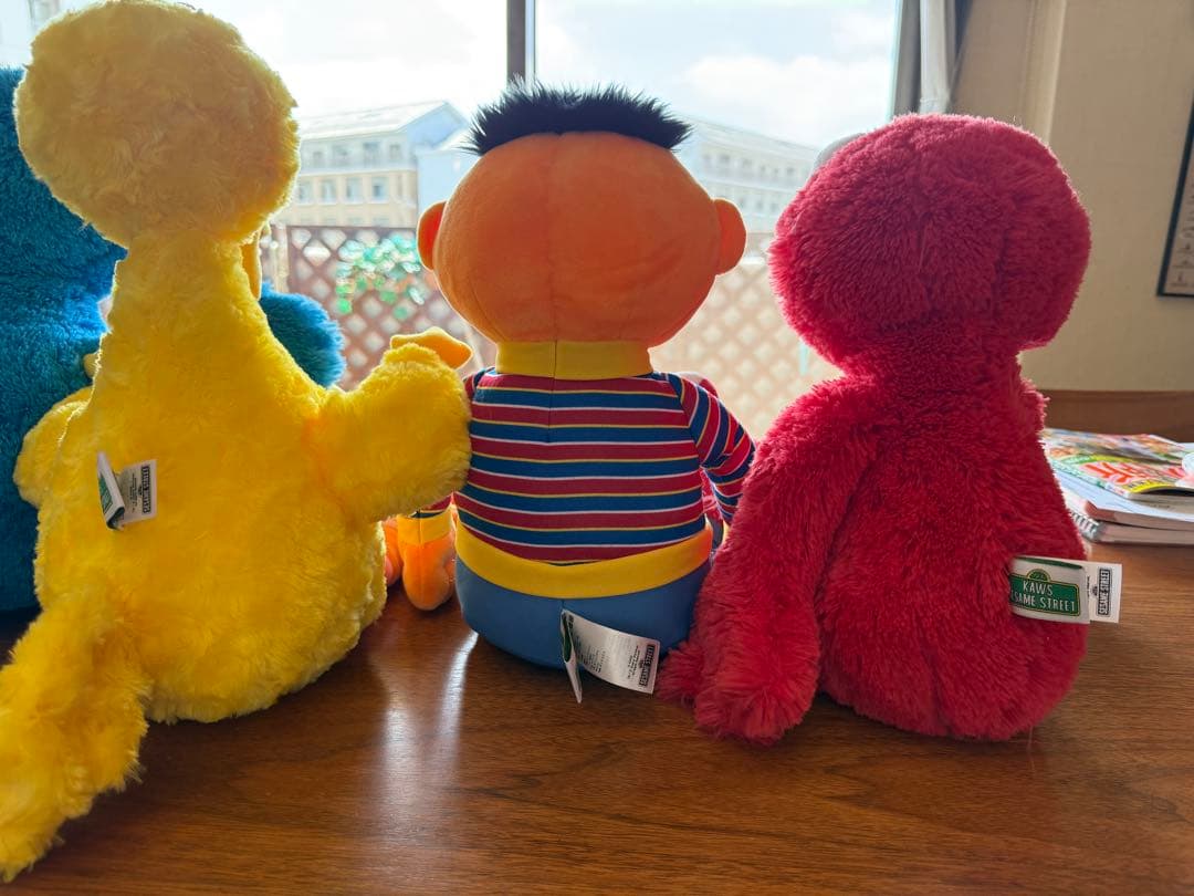 ユニクロ★カウズ×セサミストリートトイ★新品 5体セット