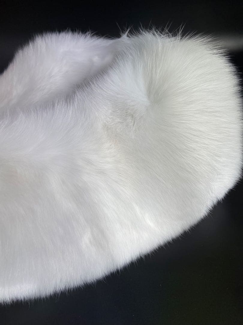 ショール　新品　未使用　在庫処分　箱付き　白　フォックス