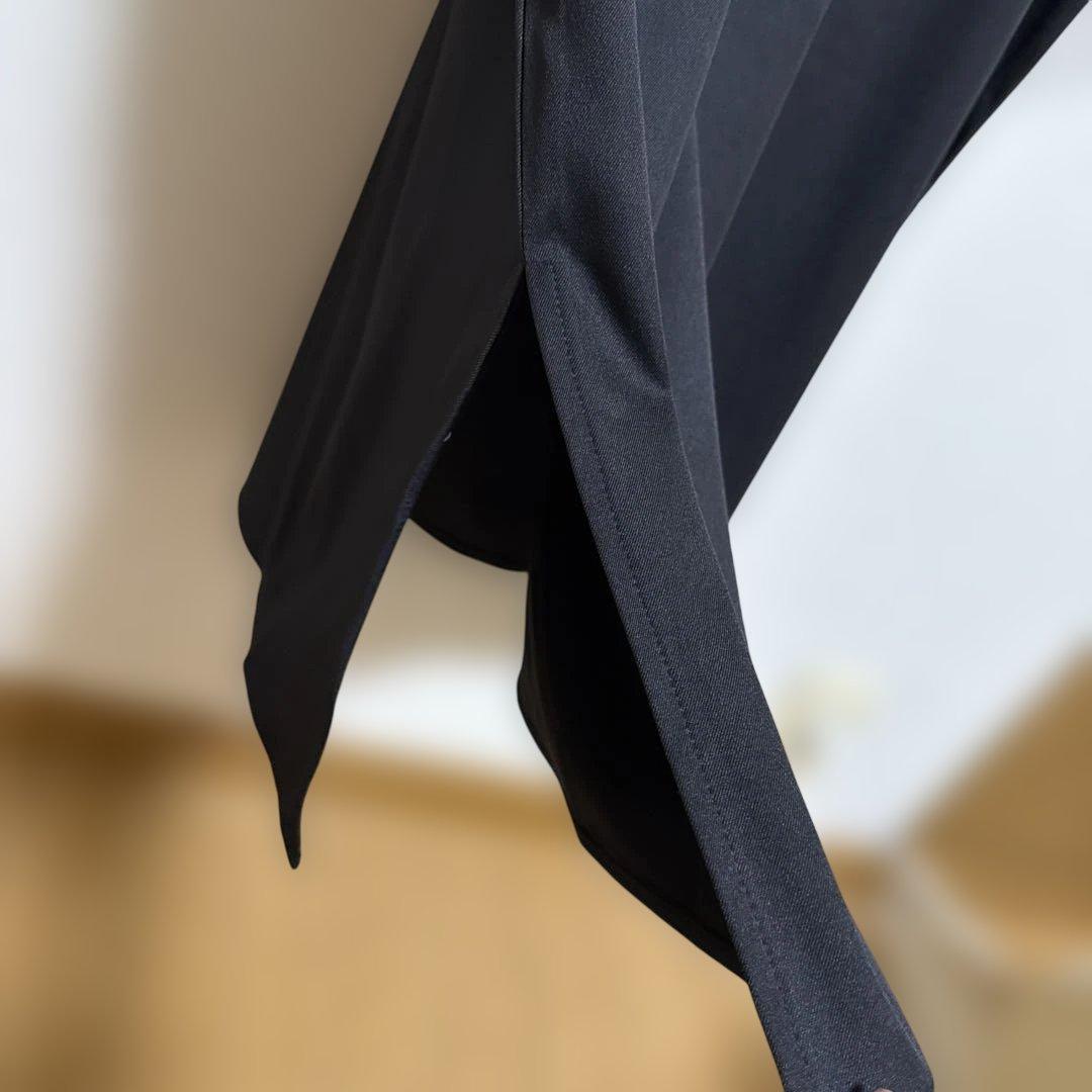 lumier リュミエ パールデザインキー・ネックワンピース　シアートップス　黒