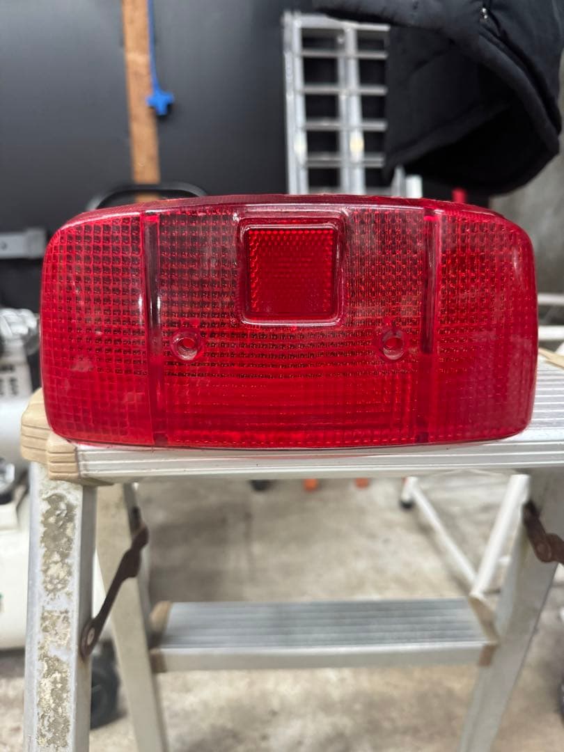 CBX400F テールレンズ レッド 赤 本物