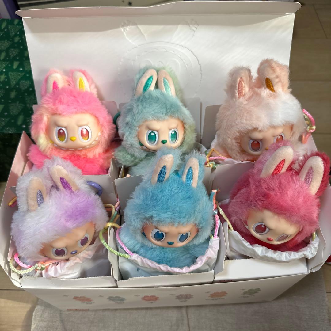 ポップマート　エナジーラブブ