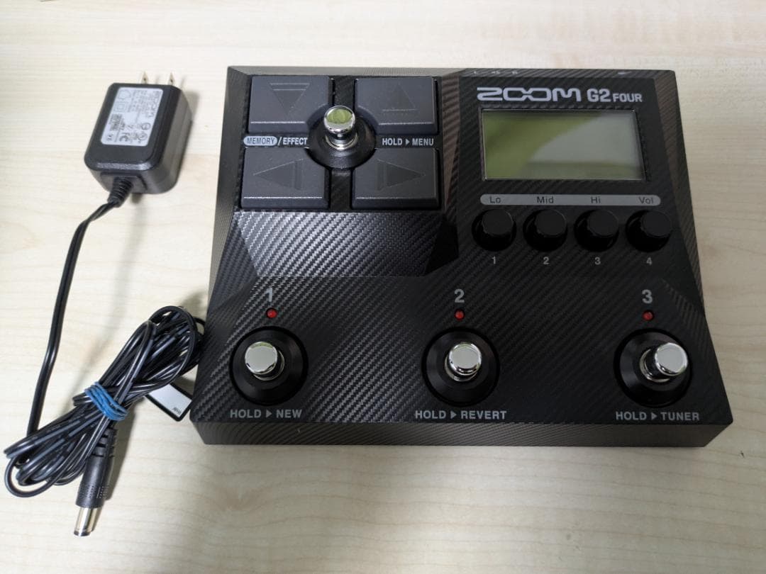 ZOOM G2 FOUR ギターエフェクター