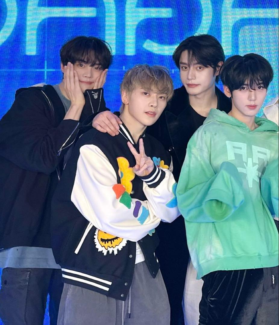 メテュ　ZB1 直筆サイン入りポラロイド　チェキ　サインポラ　ゼベワン