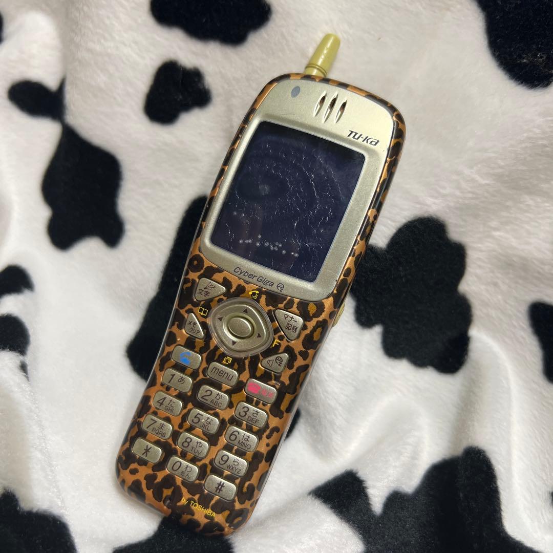 【貴重】携帯電話 TU-KA TT03Z 浜崎あゆみ モデル 激レア ジャンク