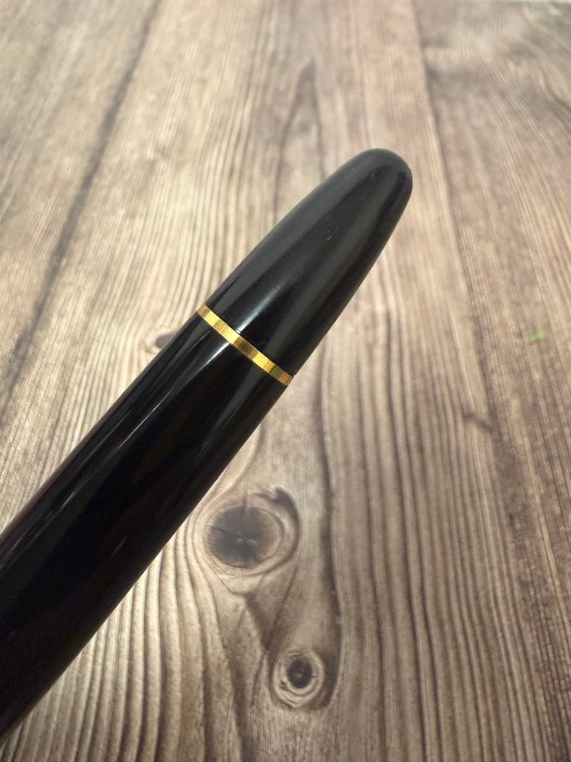 MONTBLANC ⭐️万年筆⭐️ブラック⭐️ マイスターシュテュック