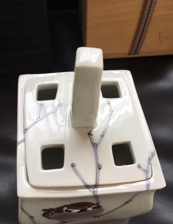 売り切り　逸品　九谷焼　人間国宝候補　武腰潤　雀の香瓶　稀少な二重箱　共箱