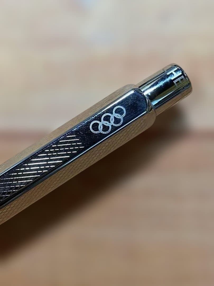 CARAN D'ACHE ボールペン オリンピックロゴマーク入