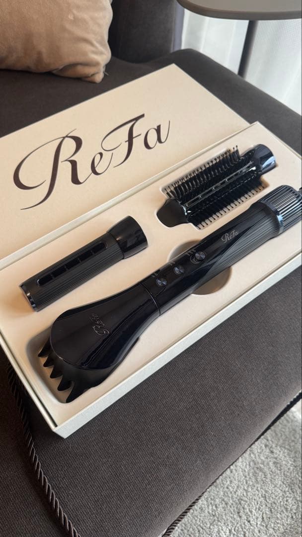 リファ　ビューテックリセッター　ブラック