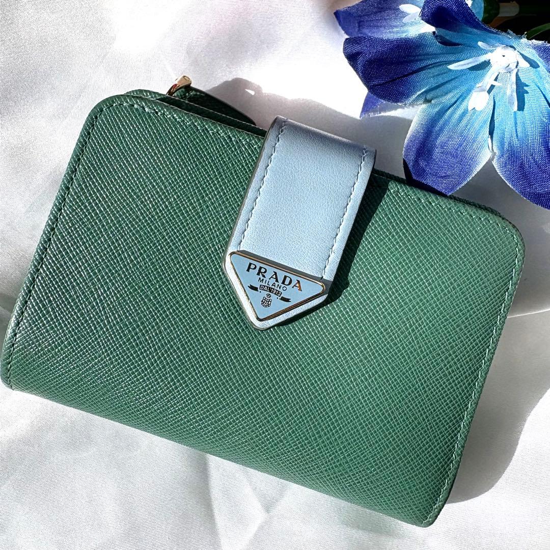 極美品/現行✨ プラダ 折り財布 三角ロゴ バイカラー サフィアーノレザー