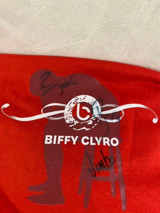 BIFFY CLYRO メンバー直筆サイン入りTシャツ M ビッフィ・クライロ