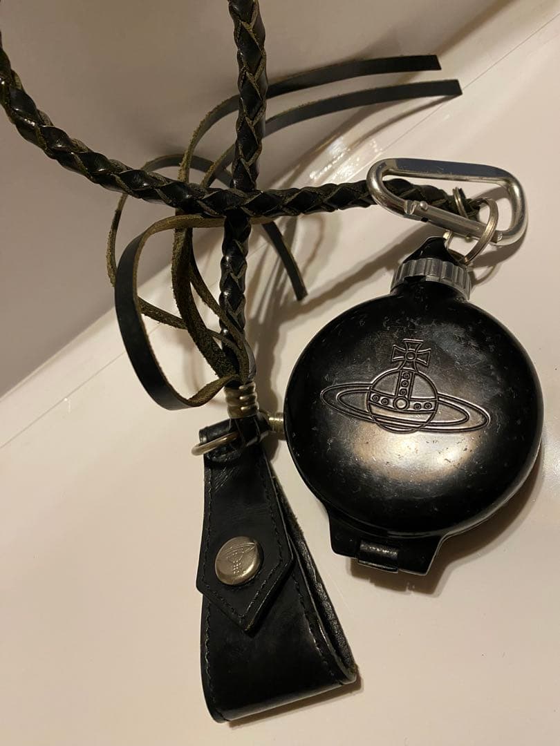 Vivienne Westwood 携帯灰皿