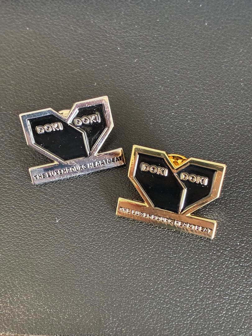 関西万博 ルクセンブルク ピンバッジ ゴールド シルバー 2個