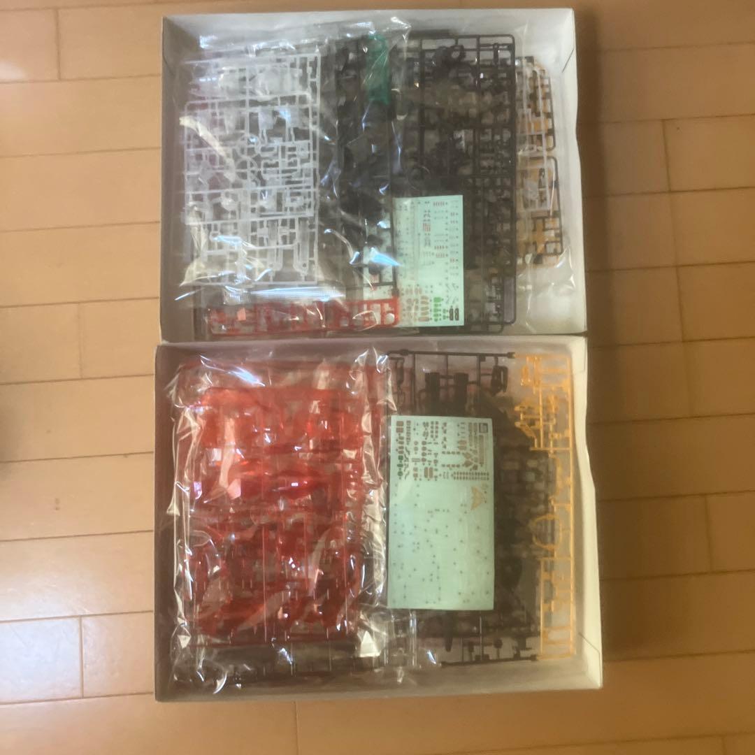 RG RX-93 Vガンダム & MSN-04 サザビー