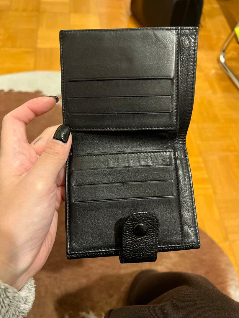 し*く様 CHANEL キャビアスキン 二つ折り財布