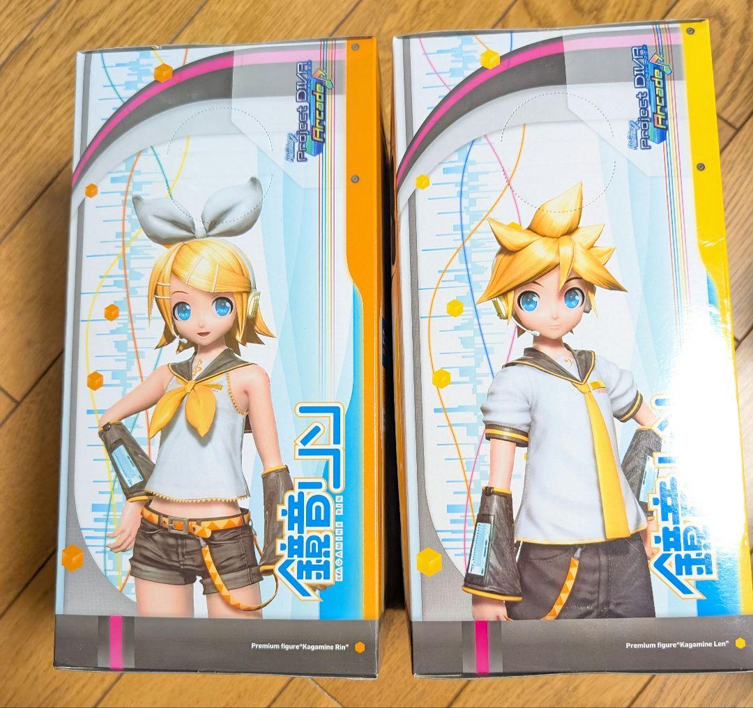 プレミアムフィギュア　鏡音リン　鏡音レン