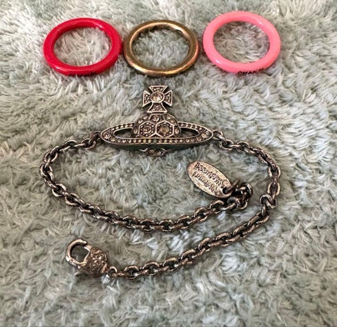 美品☆CHANEL指輪3つ13号、ヴィヴィアンウエストウッド　ブレスレット