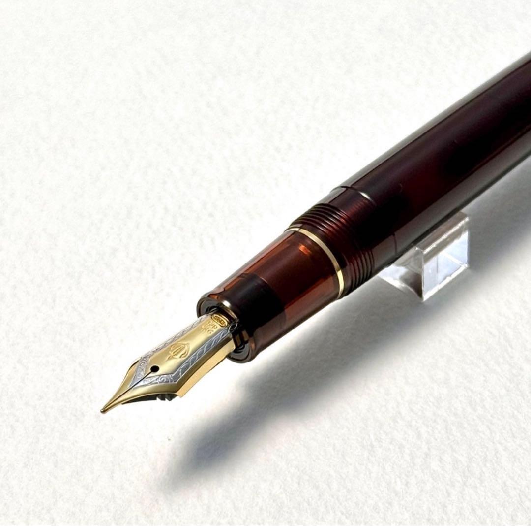 美品 未使用 sailor セーラー万年筆 プロギア モカブラウン 茶 MF