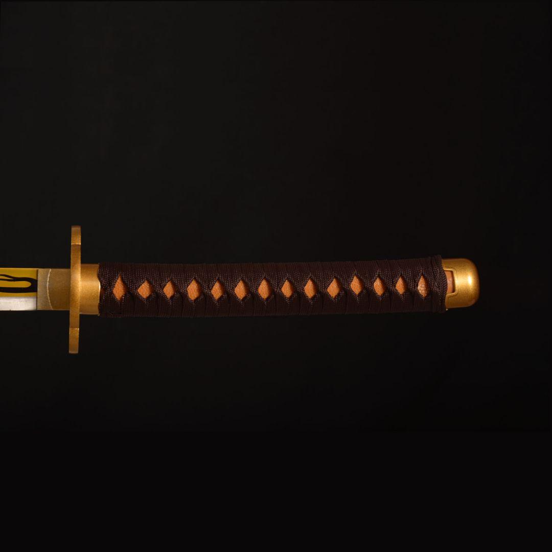 金色の刃と黒い鞘の刀 獪岳