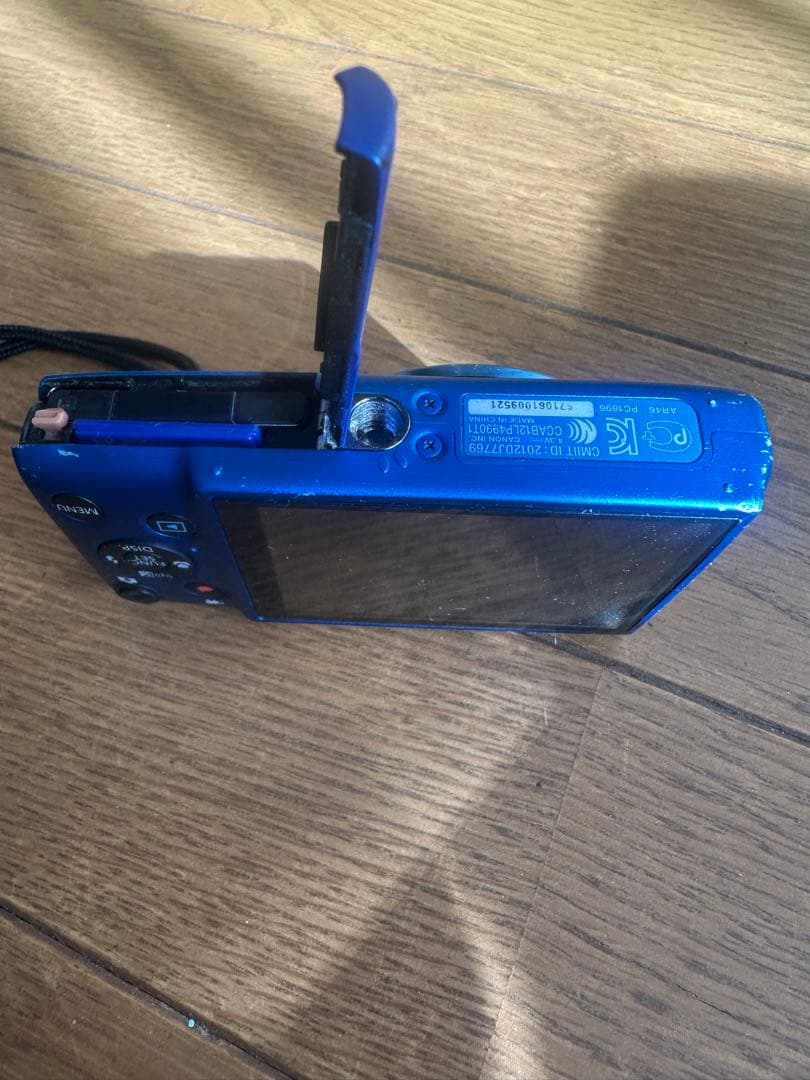 Canon IXY100F PC1896 充電器付き