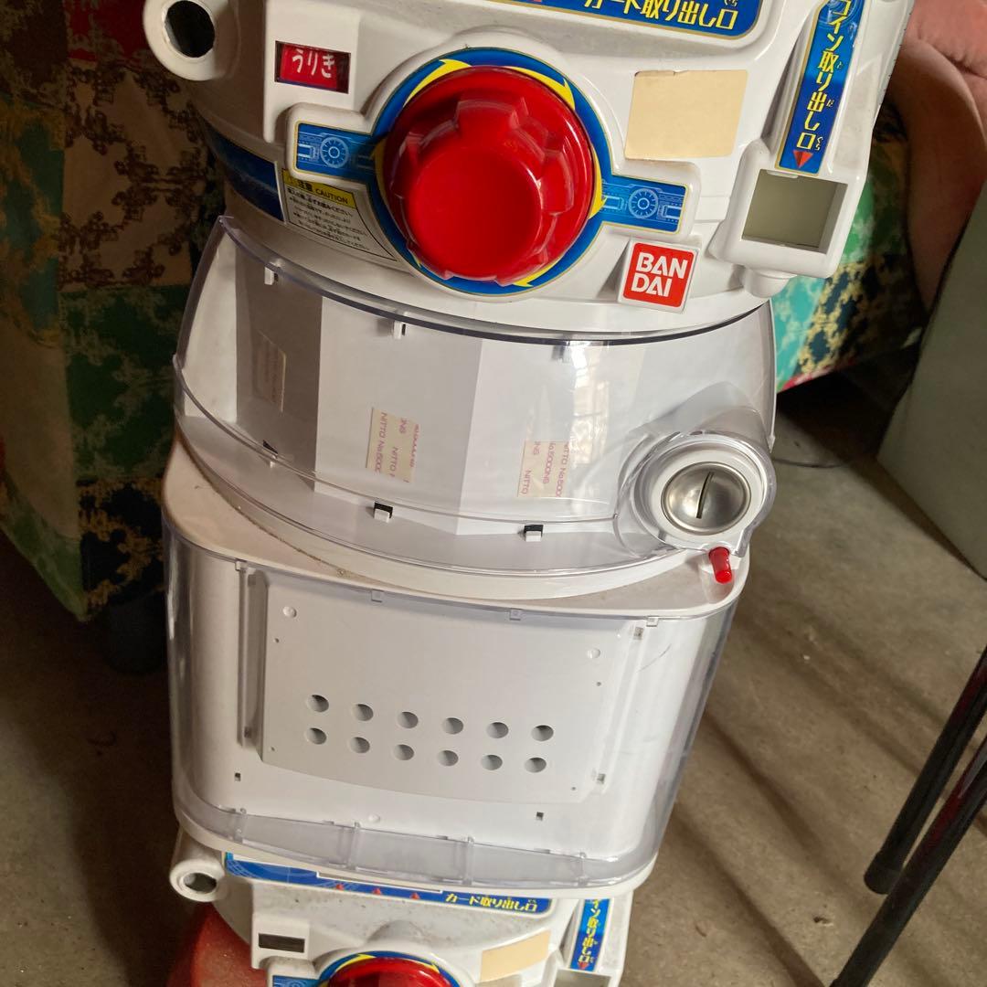 ガチャ機　カードダスマシン　バンダイ