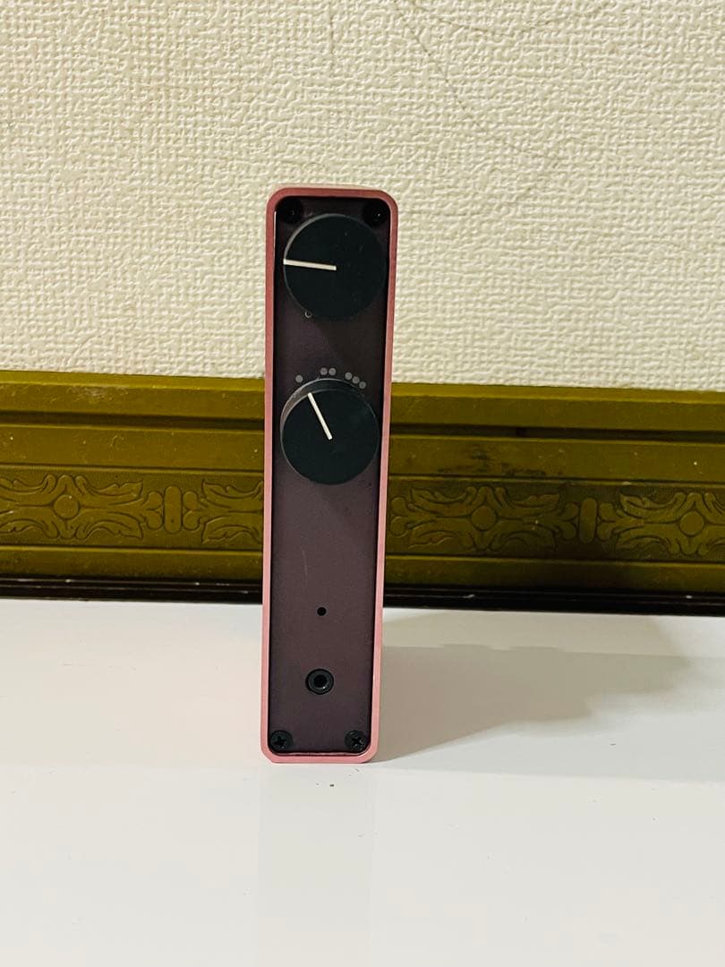 NuForce ギターエフェクター ピンク