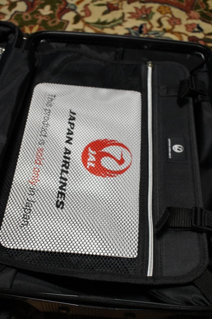 新品　JAL キャリー　ブラック　37Ｌ　機内持込 　日本航空 拡張 おまけ付