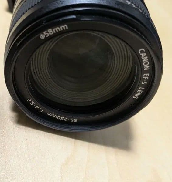 【美品】Canon EF-S 55-250mm ズームレンズ