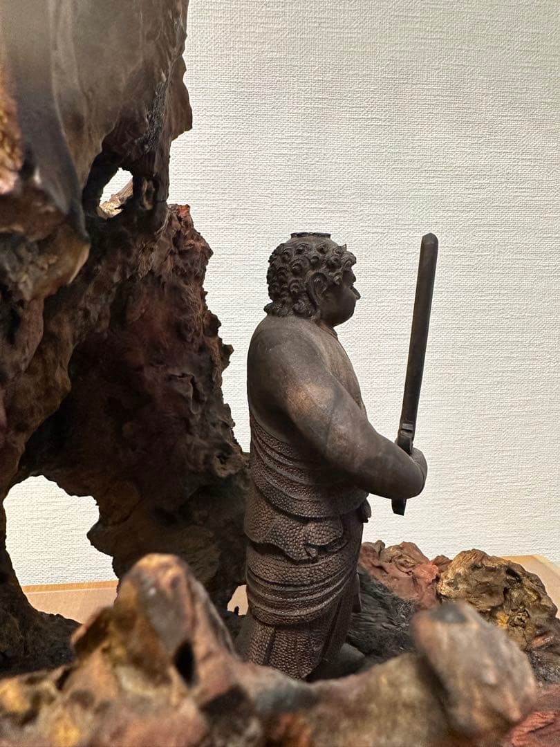 自然木の仏像彫刻 柿の木台座付き　不動明王
