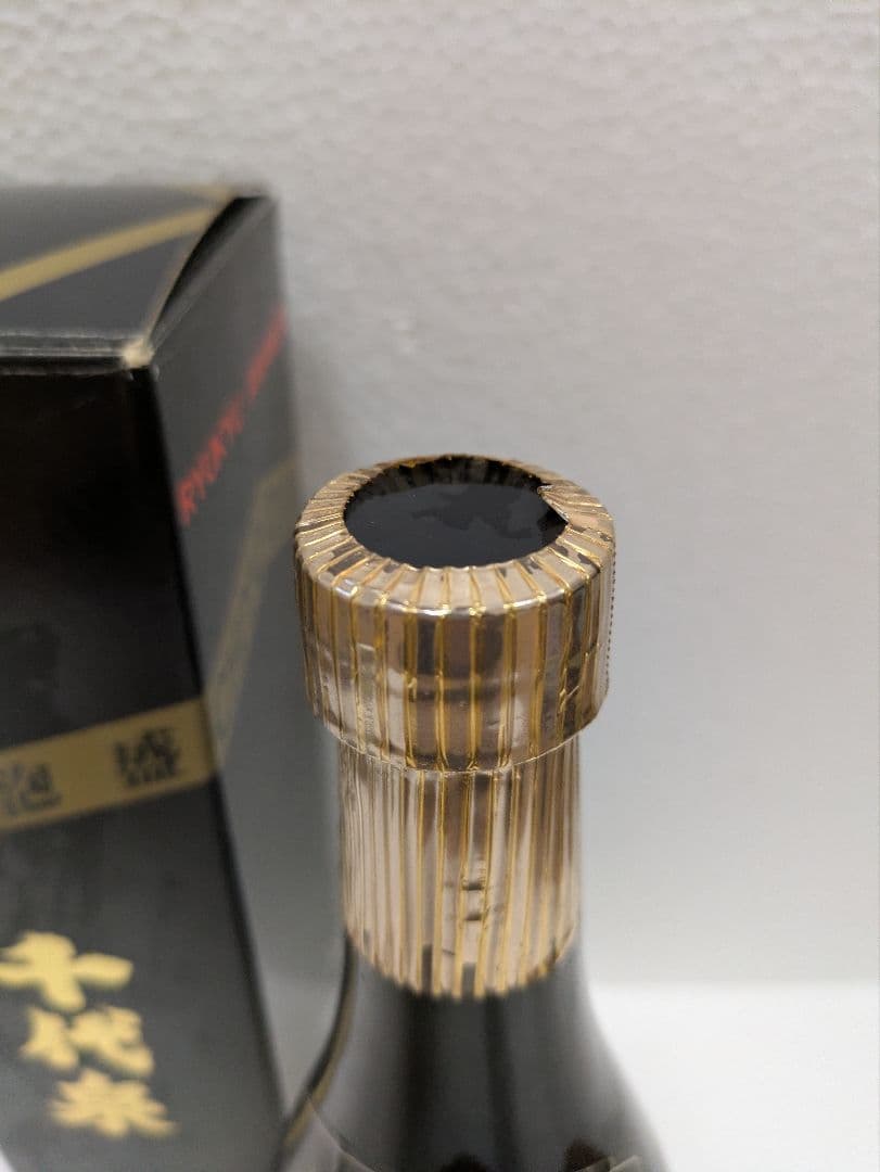 【終売品】本場泡盛　千代泉　35度古酒　ビンテージ