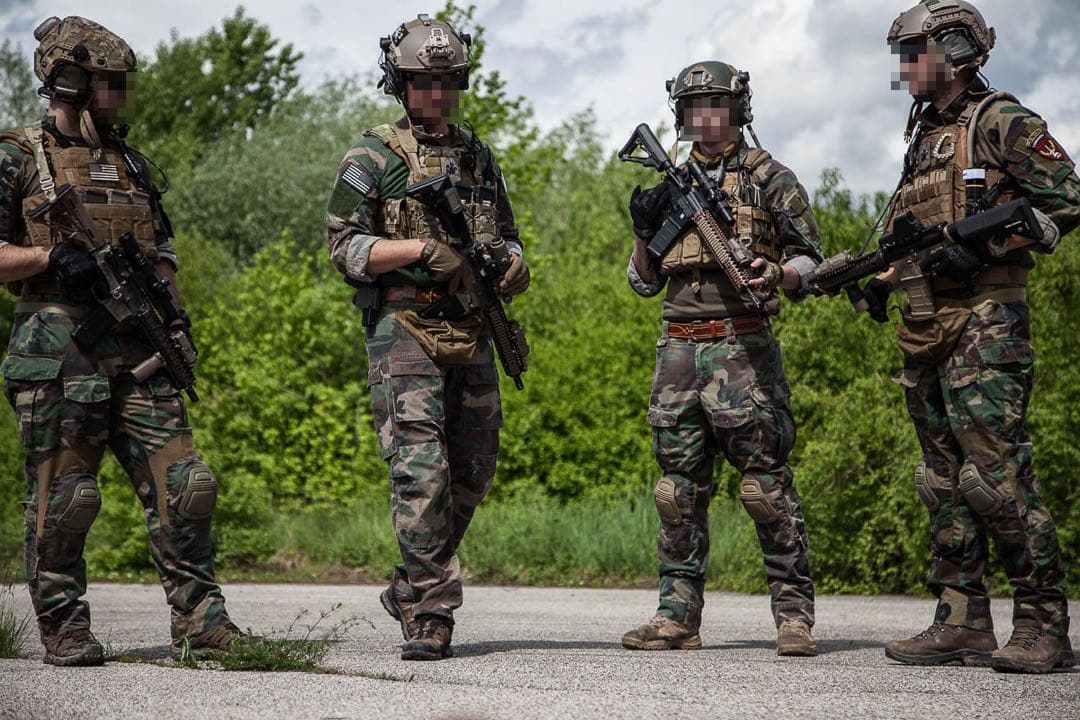 FFI 製Cryeタイプ G3コンバットシャツ・パンツ　ウッドランド US-M